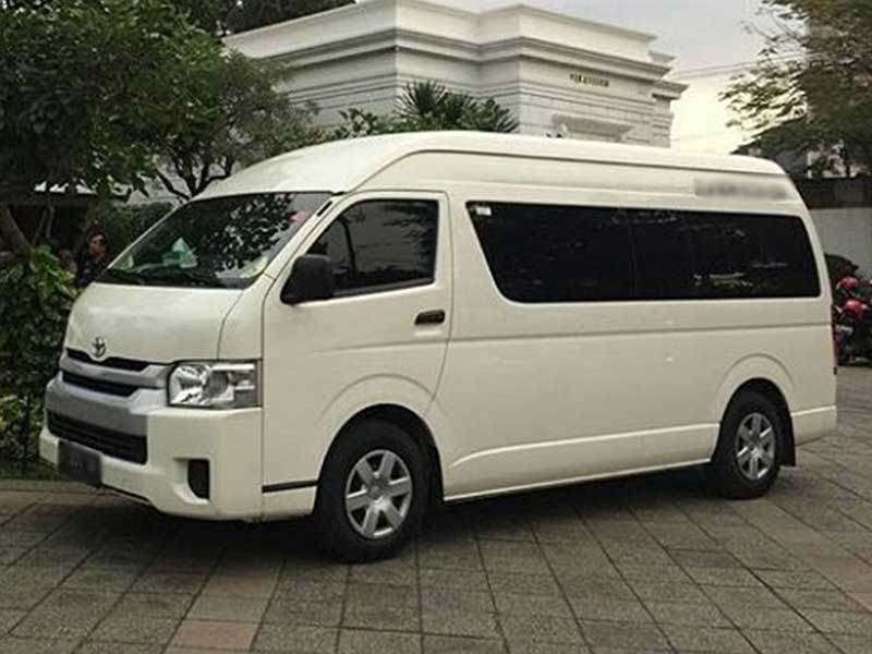 Sewa Hiace Jakarta Timur Harga Murah Fasilitas Lengkap Fitur Modern