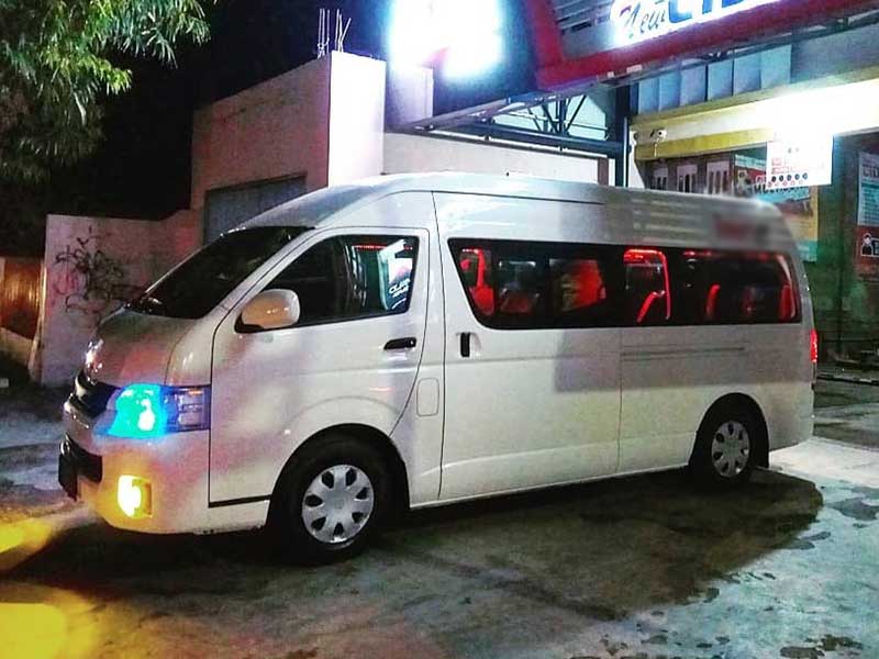 Sewa Hiace Cilodong Murah Armada Terbaru Fasilitas Lengkap