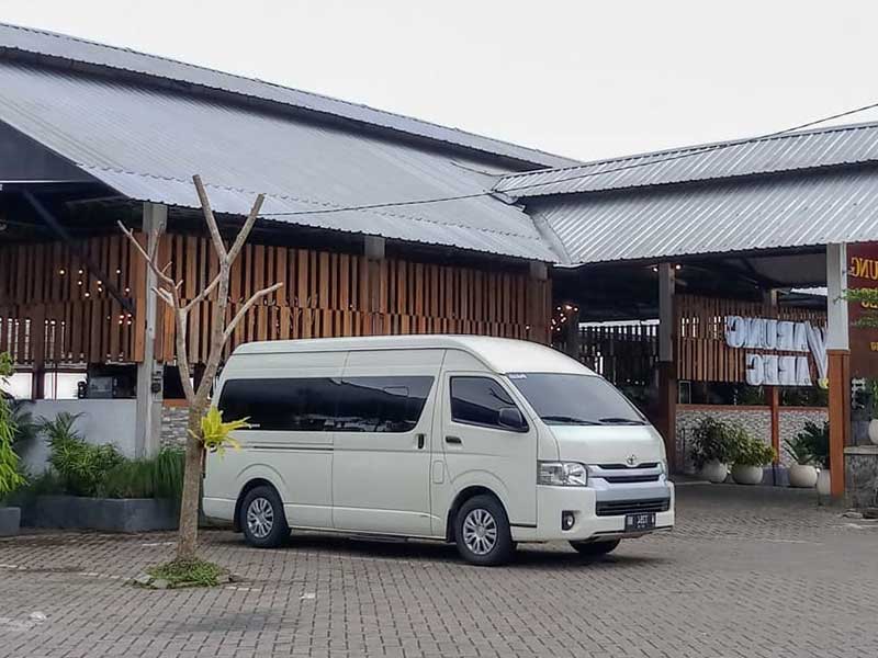 Sewa Hiace Kebon Baru Tebet Jakarta Selatan Harga Murah