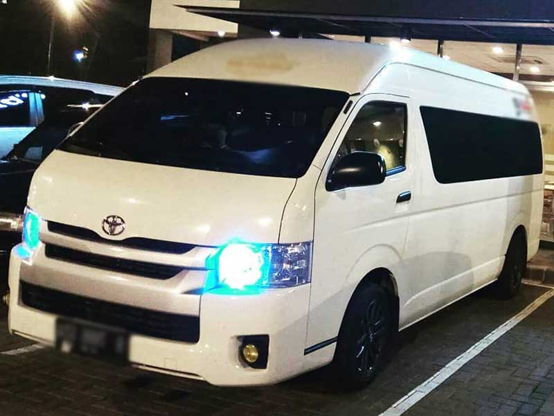 Sewa Hiace Kukusan Murah Armada Terbaru Fasilitas Lengkap