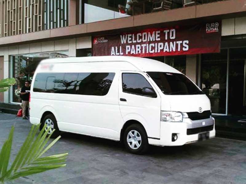 Sewa Hiace kalibaru Murah Armada Terbaru Fasilitas Lengkap